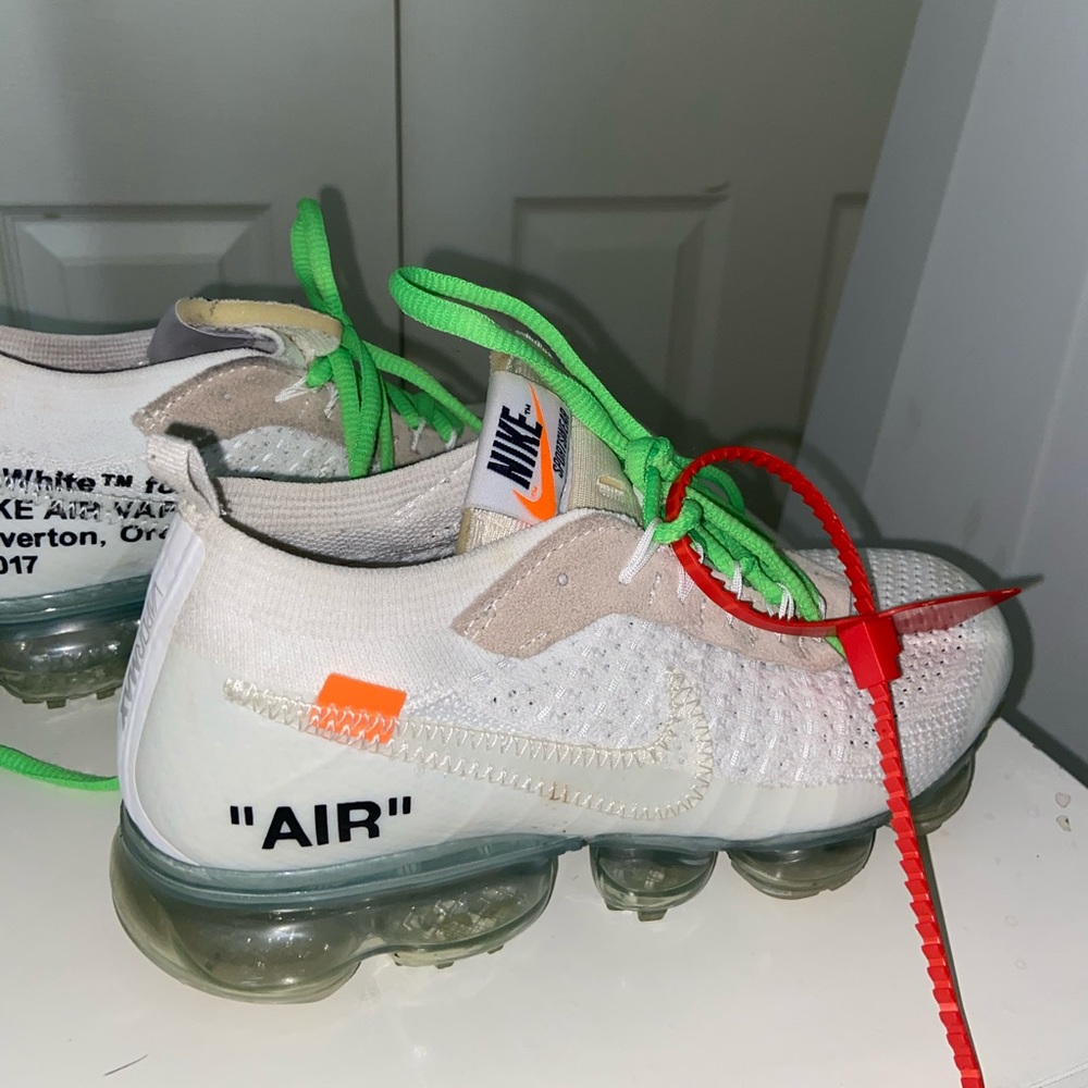 NIKE AIR VAPOR MAX OFF WHITE